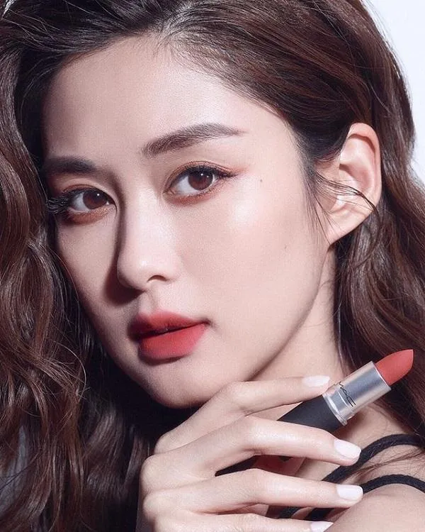 Cập nhật full bảng màu son MAC 2025 trendy