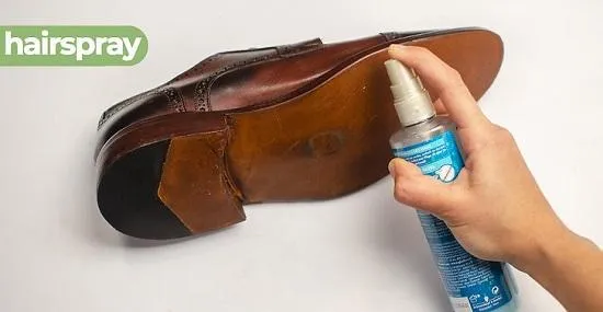 7 cách làm giảm độ trơn trượt của đế giày mới tự tin hơn trong từng bước đi