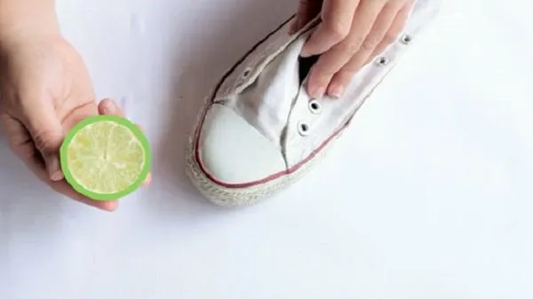 Hướng dẫn 7 cách đánh bay vết ố vàng trên mọi đôi giày nhanh chóng - 5