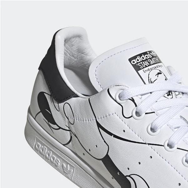 Giá bán giày Adidas Superstar và 7 cách nhận biết hàng chính hãng rất đơn giản