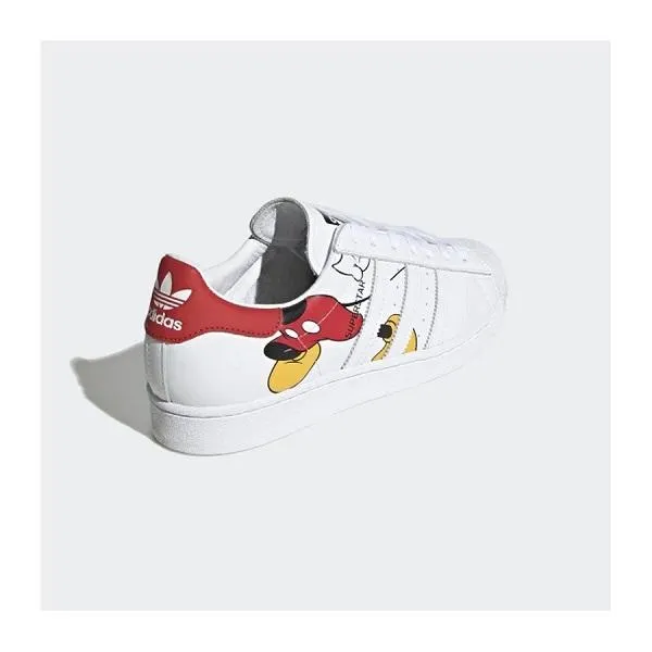 9 đôi giày thể thao sneaker nữ độn đế màu trắng HOT và trendy năm nay