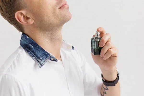 Nồng độ nước hoa là gì? Nhận biết EDT, EDP, Cologne