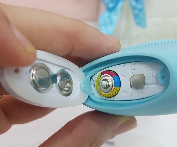 Máy rửa mặt Foreo Luna Play Plus vừa tốt vừa giá cả cạnh tranh định phải mua dùng