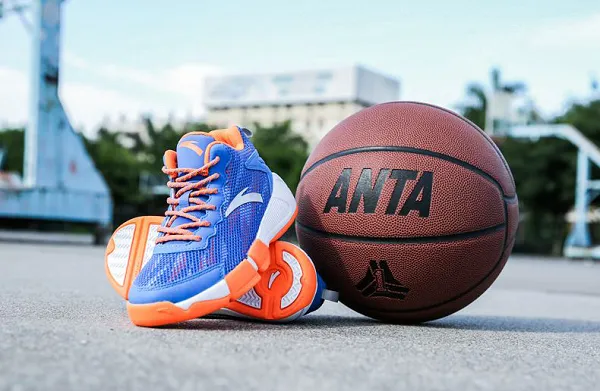 Điểm danh những mẫu giày Anta nội địa chính hãng bán chạy năm nay - 3