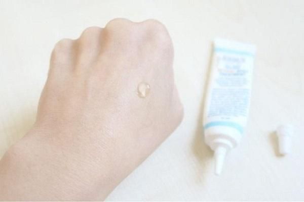 Review các loại kem hỗ trợ làm sạch mụn cao cấp được bác sĩ và chuyên gia da liễu khuyên dùng