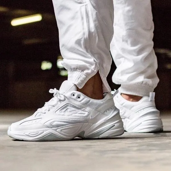 Giải đáp nên mua giày Nike hay Adidas là phù hợp cho bạn