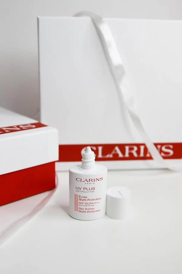 Top 7 loại kem chống nắng Clarins bán chạy thân thiện với làn da nên dùng - 12