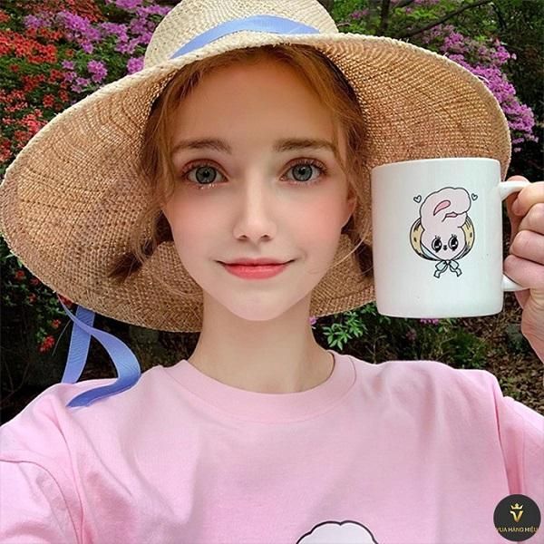 Review các màu Son Gucci Rouge À Lèvres Satin Lipstick vô cùng đẹp mua nhiều hiện nay