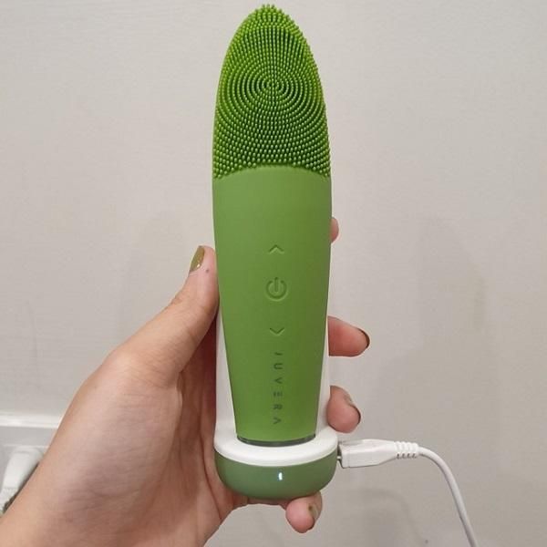 Review máy rửa mặt Juvera S 
