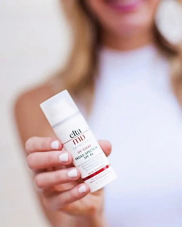 Review 5 loại kem chống nắng Elta MD có công dụng riêng cho từng làn da - 16