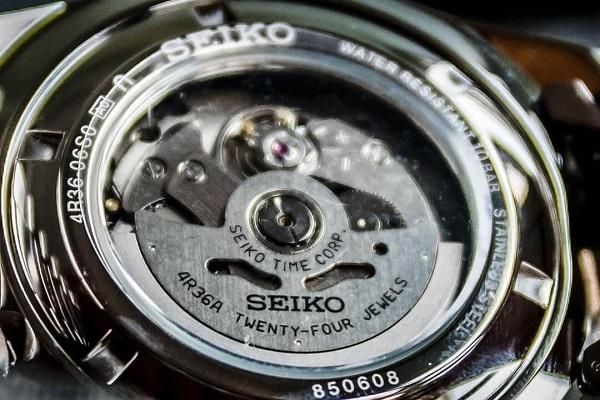 Review và khám phá các mẫu đồng hồ Seiko 5 Sport Automatic quan tâm nhiều