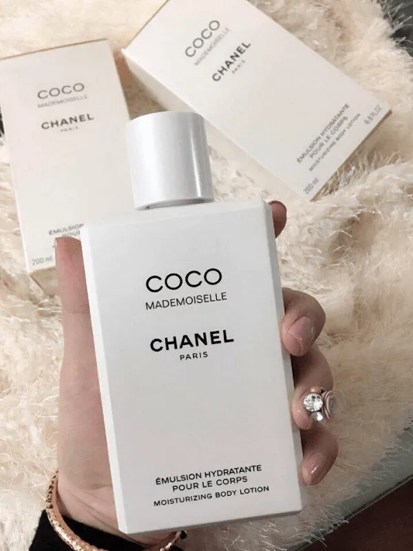 Review dưỡng thể nước hoa Chanel và cách dùng đúng uy tín - 3