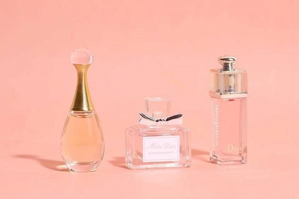 Top 6 set nước hoa mini hàng hiệu chính hãng giá rẻ