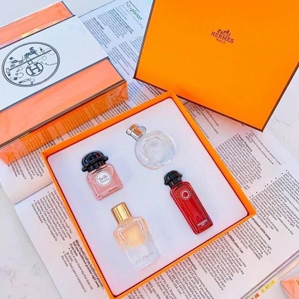 Top 6 set nước hoa mini hàng hiệu chính hãng giá rẻ
