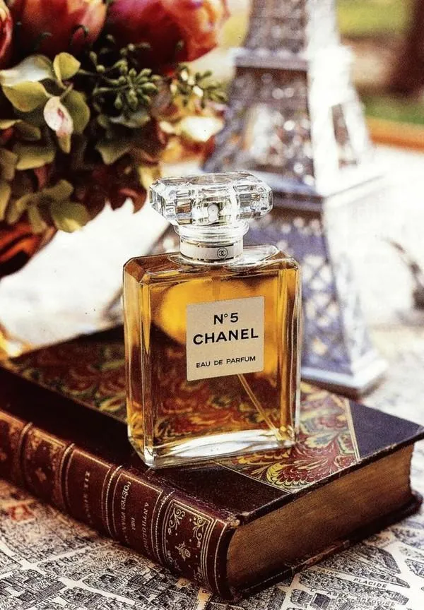 Top 5 chai Chanel 50ml nổi tiếng trong thế giới nước hoa nữ - 1