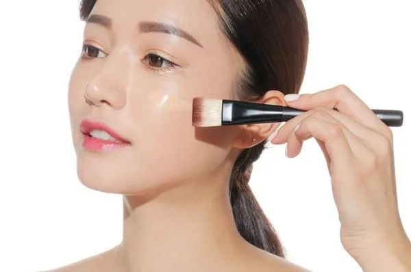 Lý do nên sử dụng kem lót trang điểm và top 5 sản phẩm chất lượng tốt cho mọi làn da