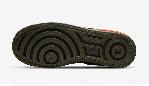Giày Nike chính hãng giá bao nhiêu và các mẫu giày Nike đang thịnh hành