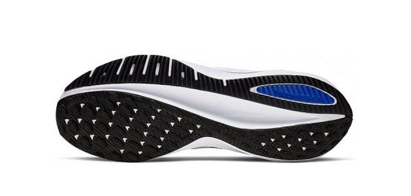 Giày Nike chính hãng giá bao nhiêu và các mẫu giày Nike đang thịnh hành