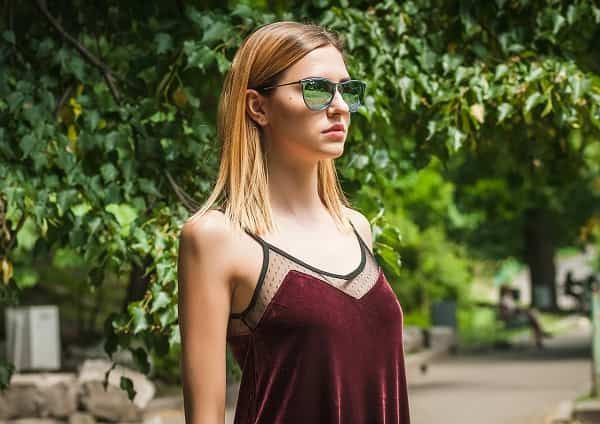 10 mẫu kính mát Rayban unisex cho cả nam và nữ dẫn đầu xu hướng hiện nay
