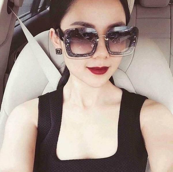 Giá bán mắt kính Miu Miu hàng hiệu chính hãng trendy và các mẫu đang HOT - 9