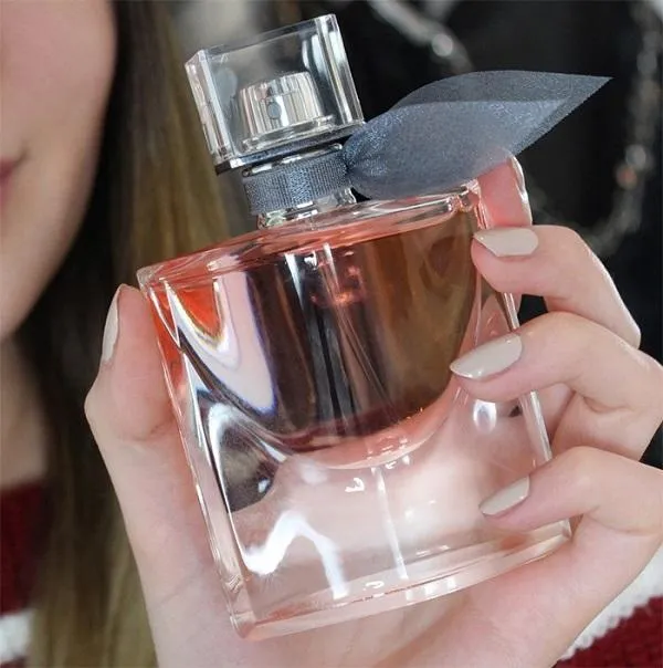 Review 9 chai nước hoa nữ Lancome chính hãng Pháp mùi hương rất thơm