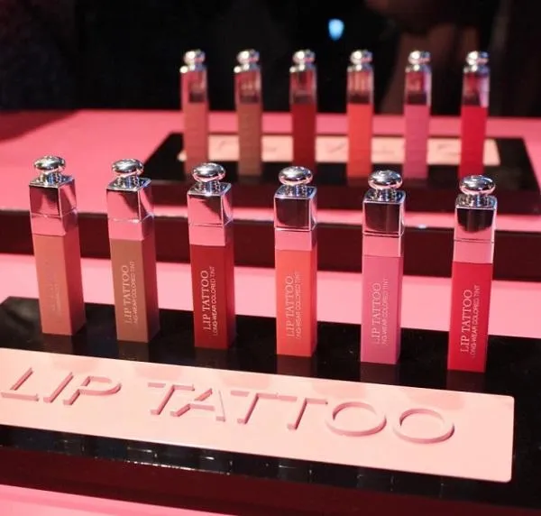Review chi tiết son Dior Addict Lip Tattoo trendy và địa chỉ mua uy tín giá tốt