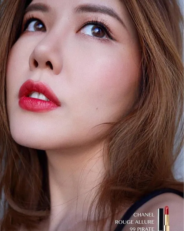 Giá son Chanel chính hãng trendy và top 20 màu son Chanel sang chảnh - 22