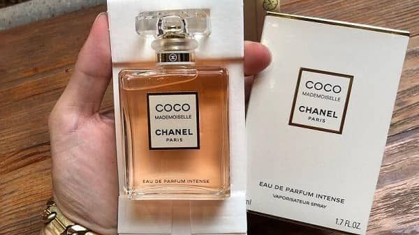 Nước hoa chiết là gì? Những chai nước hoa được chiết nhiều