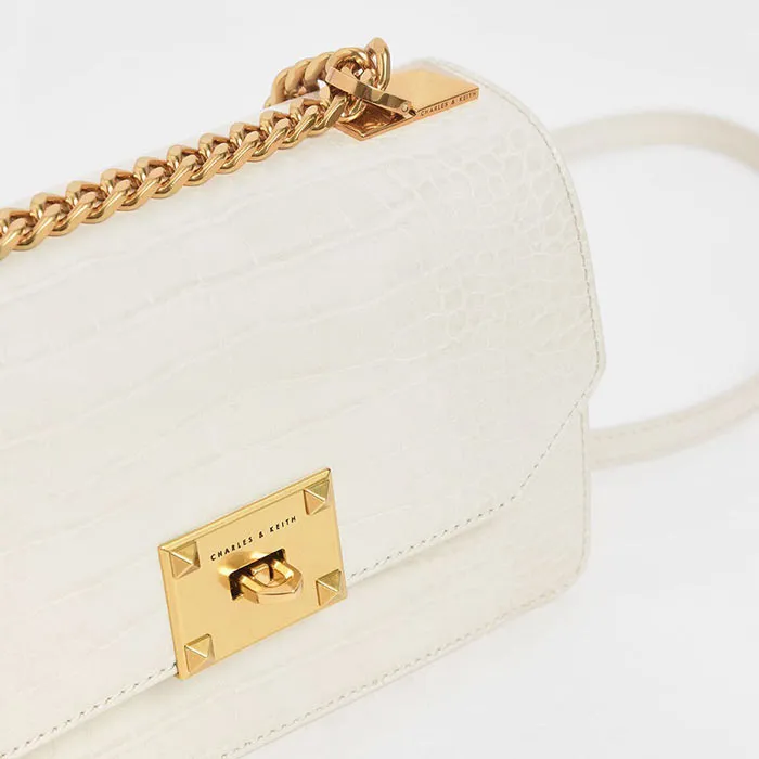 7 cách phân biệt túi xách Charles & Keith chính hãng thật giả chuẩn xác
