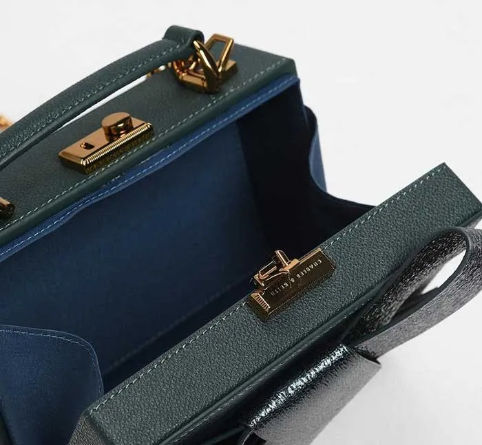 7 cách phân biệt túi xách Charles & Keith chính hãng thật giả chuẩn xác