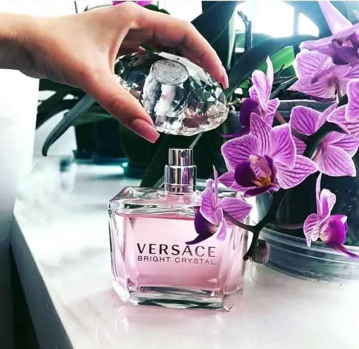 Review nước hoa Versace Bright Crystal 5ml 30ml 50ml 90ml giá bao nhiêu