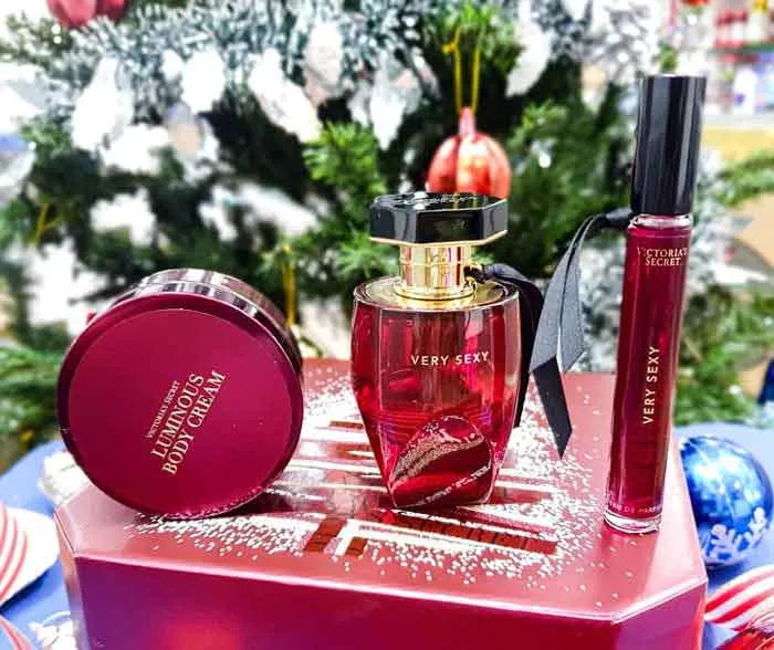 Review nước hoa Victoria’s Secret Very Sexy 2018 có thơm không? Giá bao nhiêu? - 6