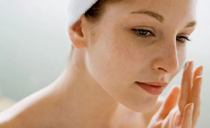 Review kem dưỡng làm mờ nám Transino công dụng thành phần cách dùng giá bán - 10