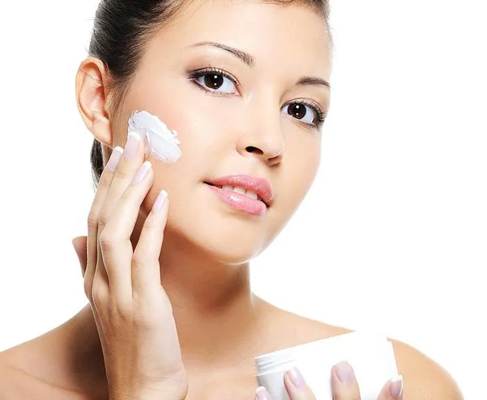 Review kem dưỡng làm mờ nám Transino công dụng thành phần cách dùng giá bán - 9