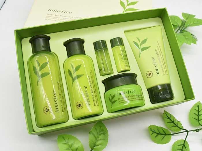 So sánh nên mua mỹ phẩm High End hay mỹ phẩm Drugstore