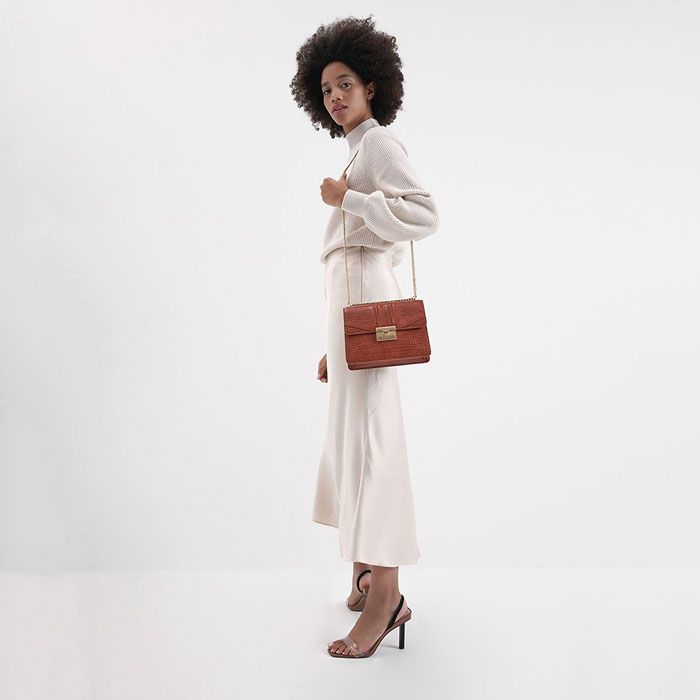 10+ mẫu túi xách Charles & Keith chính hãng được mua nhiều
