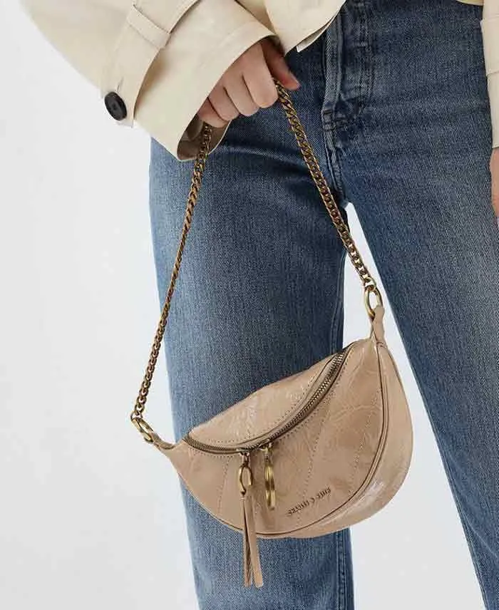 10+ mẫu túi xách Charles & Keith chính hãng được mua nhiều