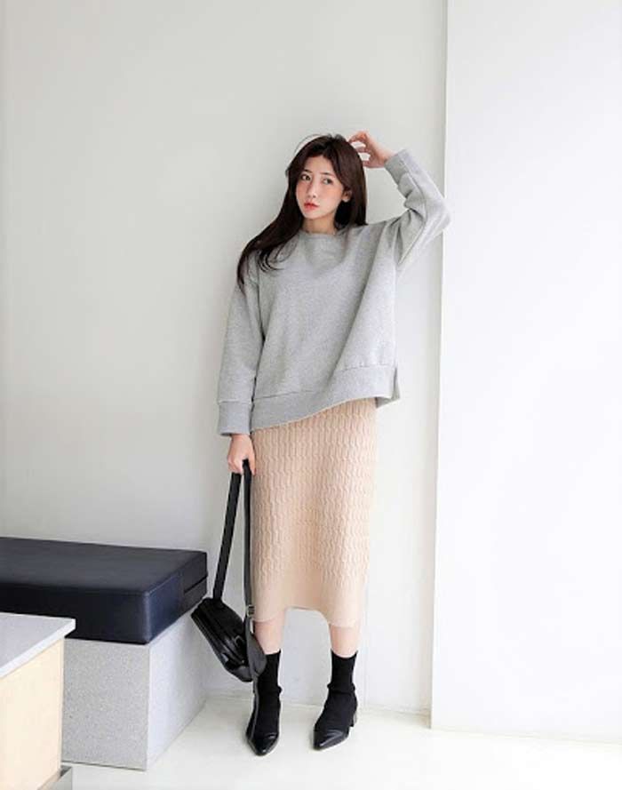 15 cách phối đồ cho chân váy len mặc với áo gì là chuẩn đẹp