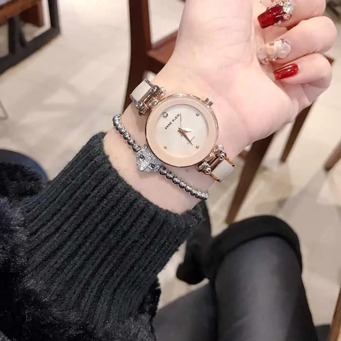 Đồng hồ Anne Klein của nước nào? Giá bao nhiều? Mua ở đâu uy tín
