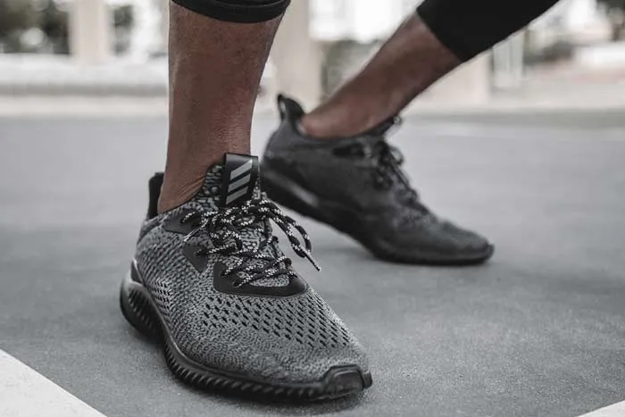 Giày Adidas AlphaBounce chính hãng giá bao nhiêu? Mua ở đâu uy tín?