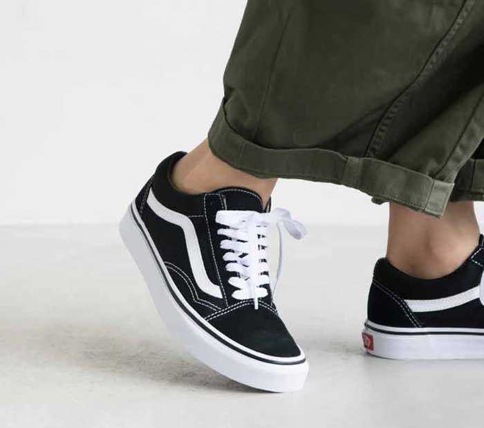 Top 13 những đôi Sneaker nổi tiếng không bao giờ lỗi mốt
