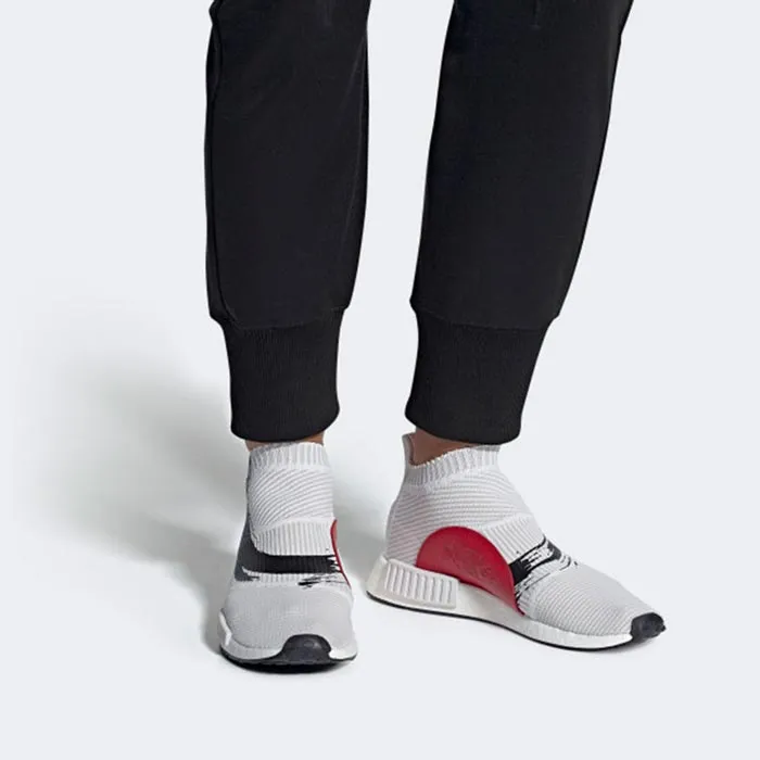 Top 7 các mẫu giày Adidas trendy năm nay không thể bỏ qua