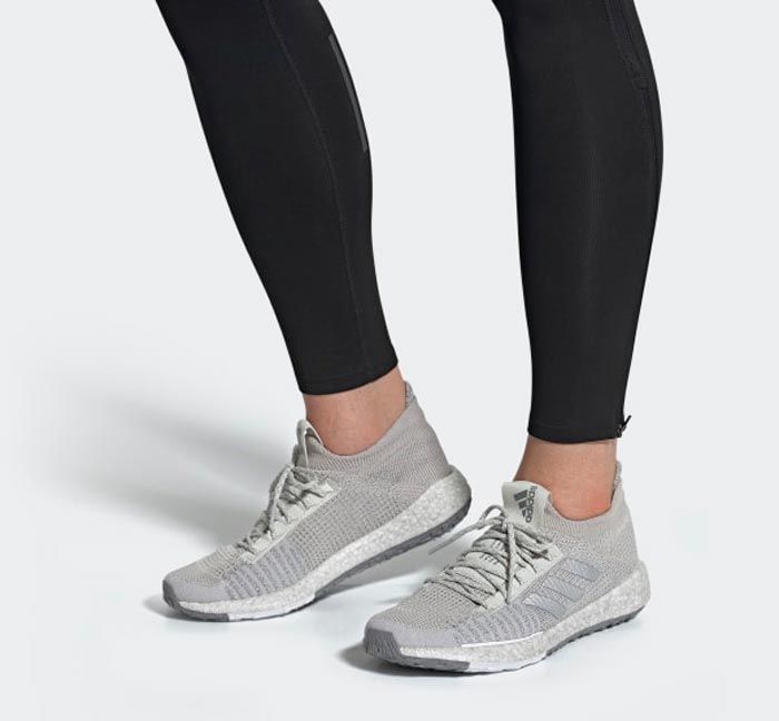 Top 7 các mẫu giày Adidas trendy năm nay không thể bỏ qua