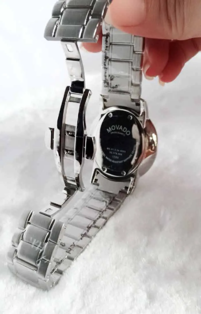 9 cách phân biệt đồng hồ Movado thật giả nhanh và chính xác