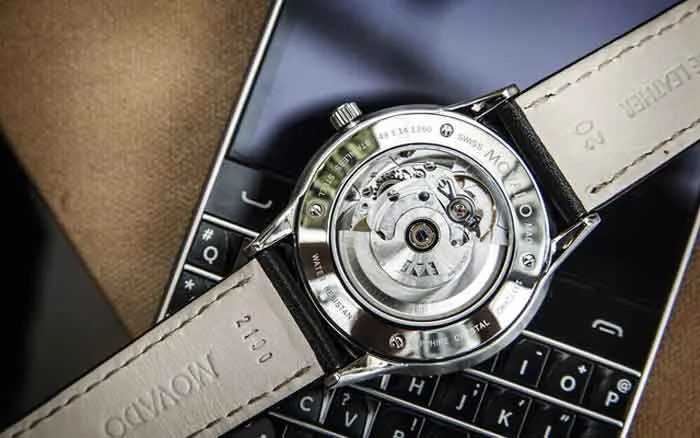 9 cách phân biệt đồng hồ Movado thật giả nhanh và chính xác