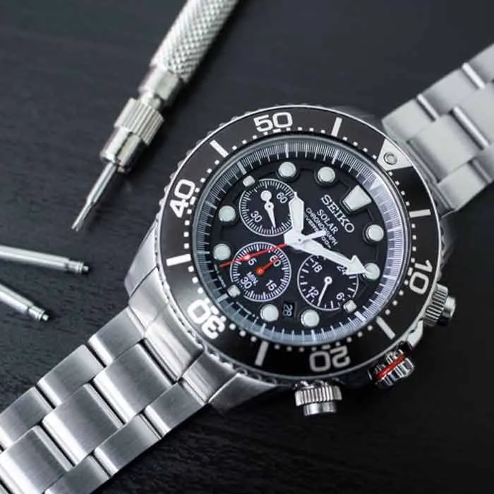 Review chi tiết dòng đồng hồ Seiko Chronograph có gì khác biệt