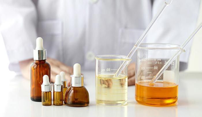 9 món skincare dược mỹ phẩm chất lượng tốt được các bác sĩ da liễu khen hết lời