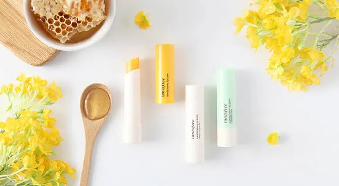Top 15 loại son dưỡng môi hỗ trợ trị thâm chất lượng tốt nên dùng