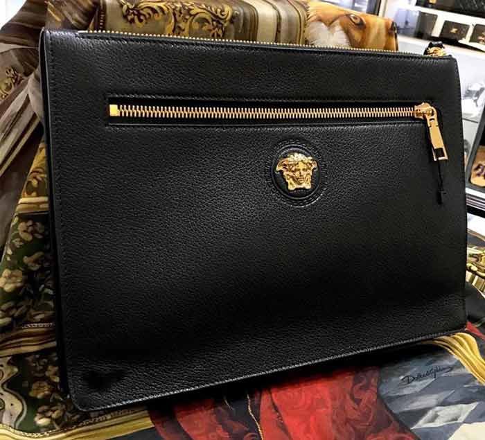 Túi xách Versace chính hãng giá bao nhiêu? Top 5 mẫu túi Versace đẳng cấp trendy