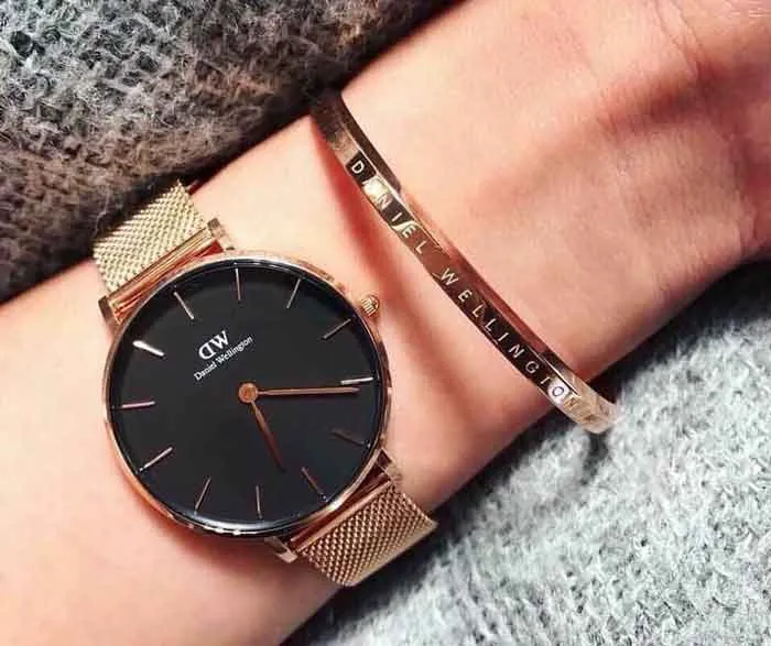 Cập nhật giá đồng hồ DW chính hãng trendy đủ các dòng